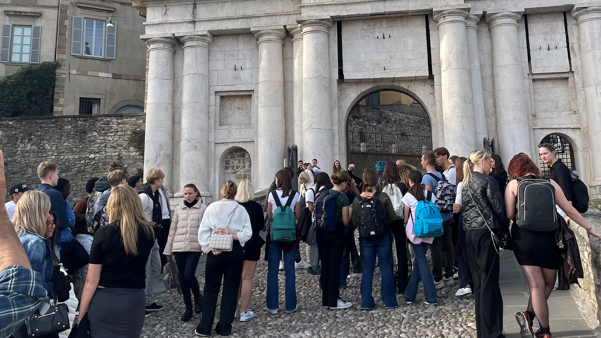 bergamo3a.jpg